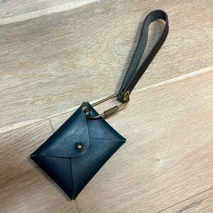 Avryn Co. Classic Leather Card Wallet